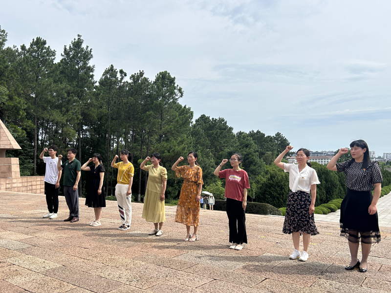 1688373963135678.jpg 1.jpg